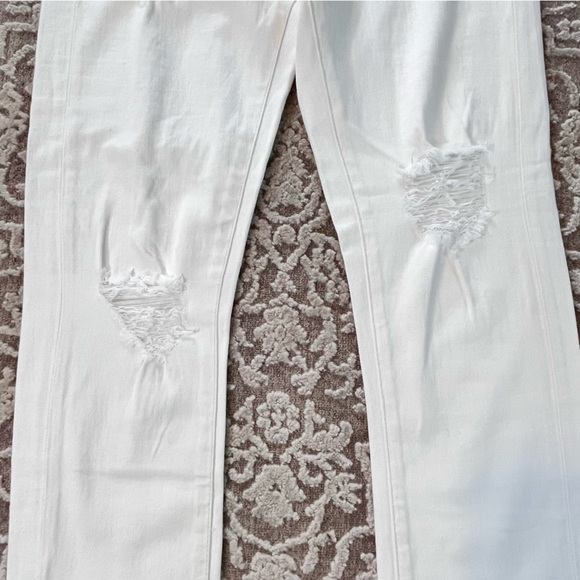 Anthropologie | Pilcro Mid-Rise Distressed Boyfriend Dye Wash Jeans - Picture 5 of 16